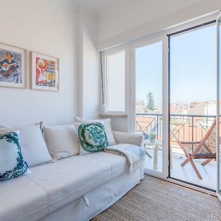 Renovated Sunny Apartment With Amazing Sunset Balcony , By Timecooler Lisboa Exteriör bild