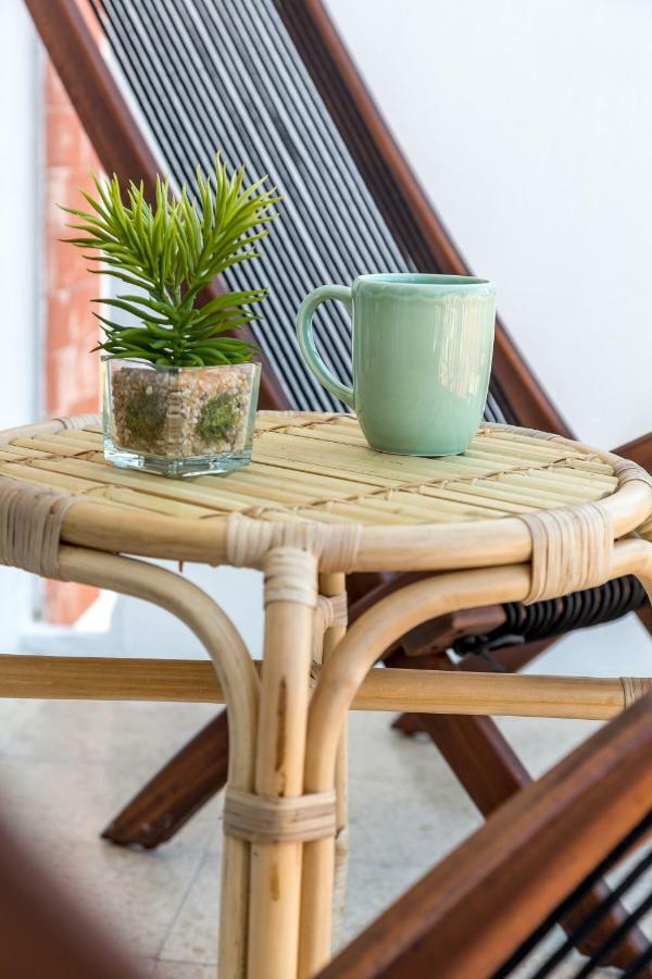 Renovated Sunny Apartment With Amazing Sunset Balcony , By Timecooler Lisboa Exteriör bild